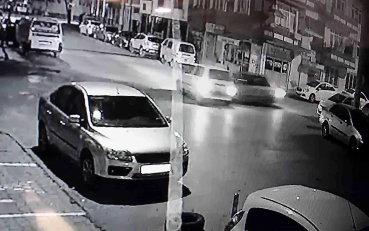 Son dakika haberleri: Dur levhasını dikkate almadı, kaza kaçınılmaz oldu... O anlar kamerada