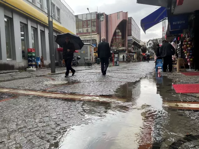 Edirne'de başlayan sağanak gece etkisini artıracak