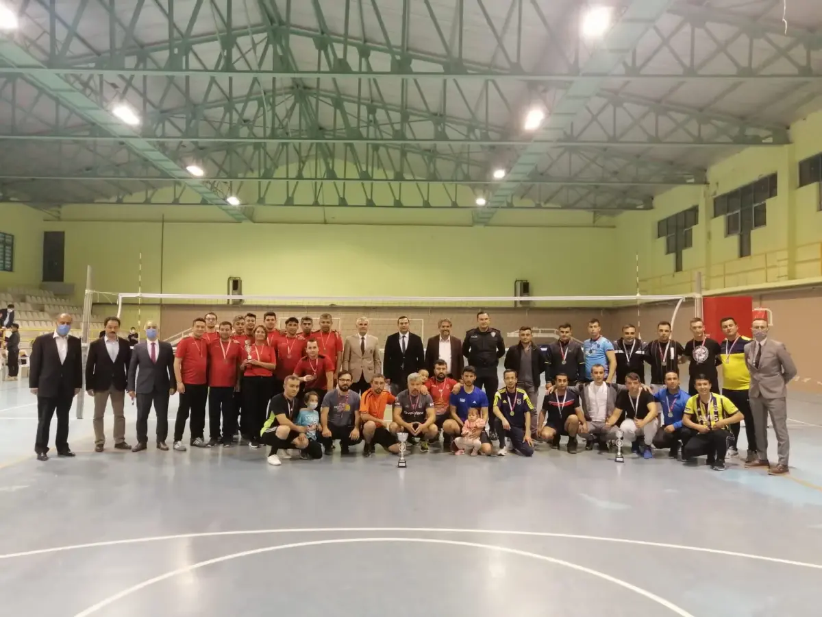 Gölpazarı\'nda voleybol turnuvası düzenlendi