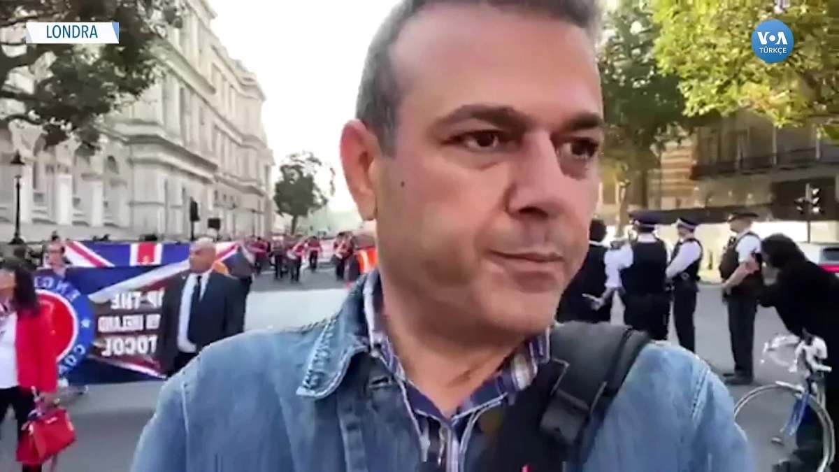 İngiltere\'de Brexit\'e Karşı Bandolu Protesto