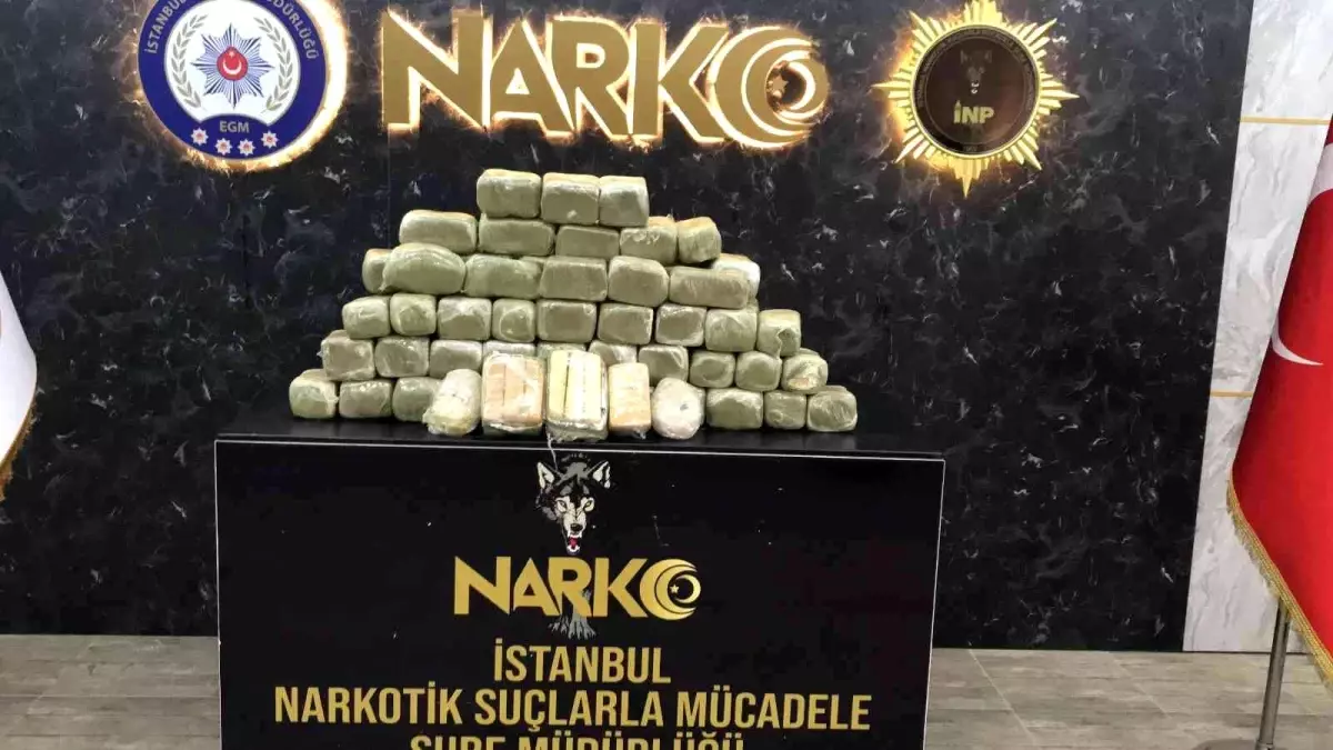 Son dakika haberleri! Kuzey Marmara Otoyolu\'nda nefes kesen uyuşturucu operasyonu: 88 kilo eroin ele geçirildi