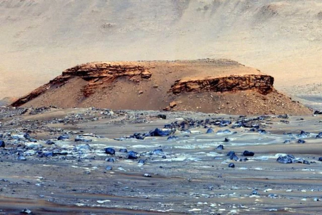 Nasa: Mars'taki Jezero Krateri Bir Zamanlar Göldü 