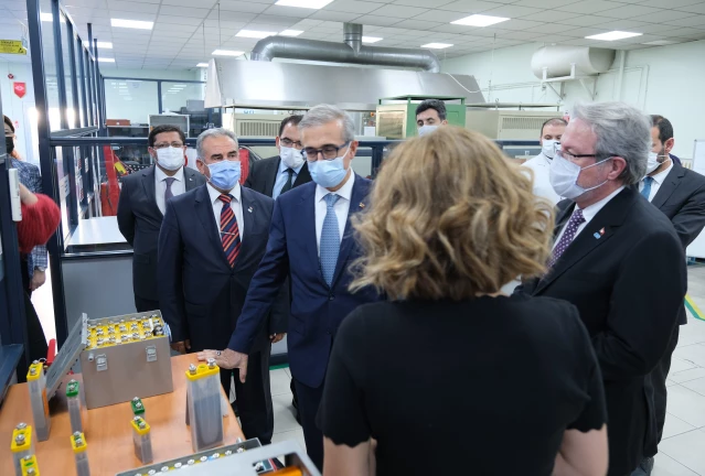 Savunma Sanayii Başkanı Demir'den, ASPİLSAN Enerji'ye ziyaret