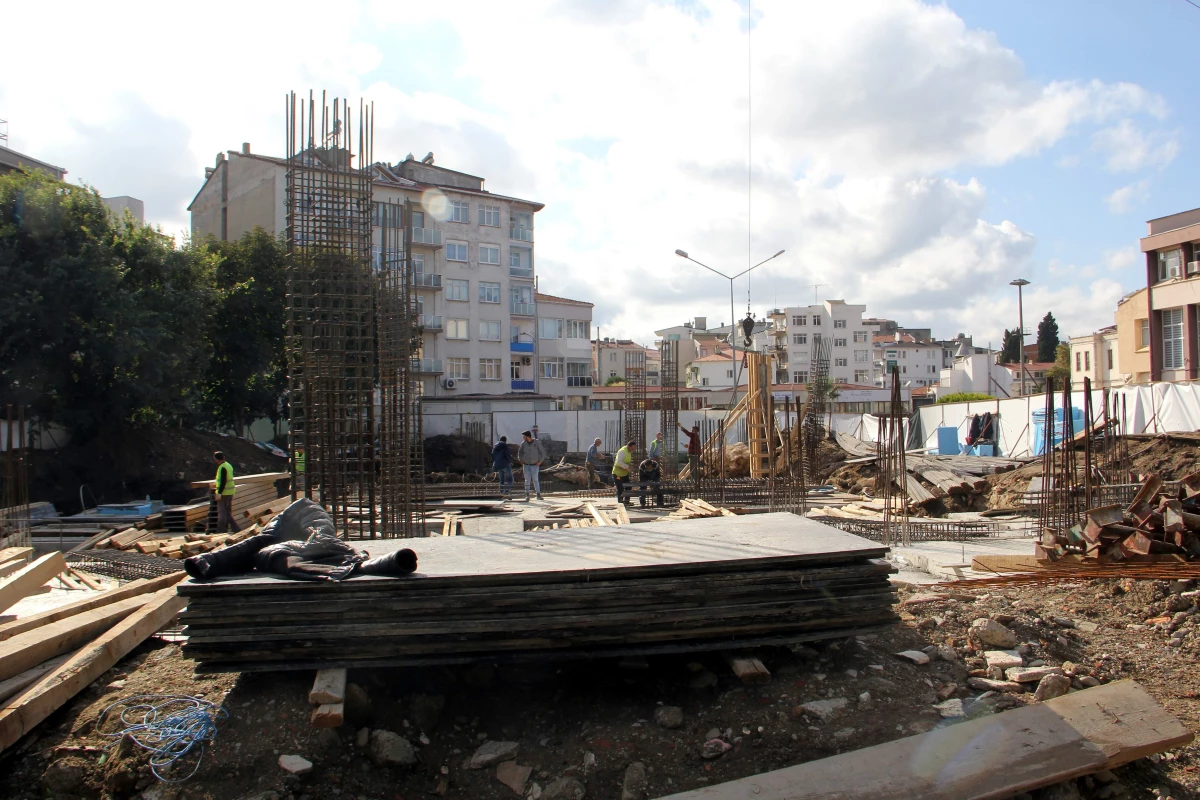 Sinop Belediye Başkanı Barış Ayhan\'dan "Kent Meydanı Projesi" açıklaması