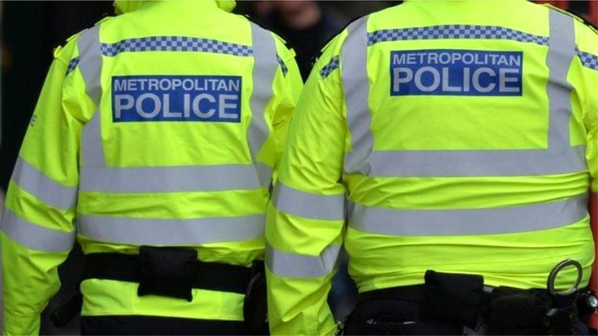 Times: İngiltere\'de son 4 yılda 2 bin polis cinsel istismarla suçlandı