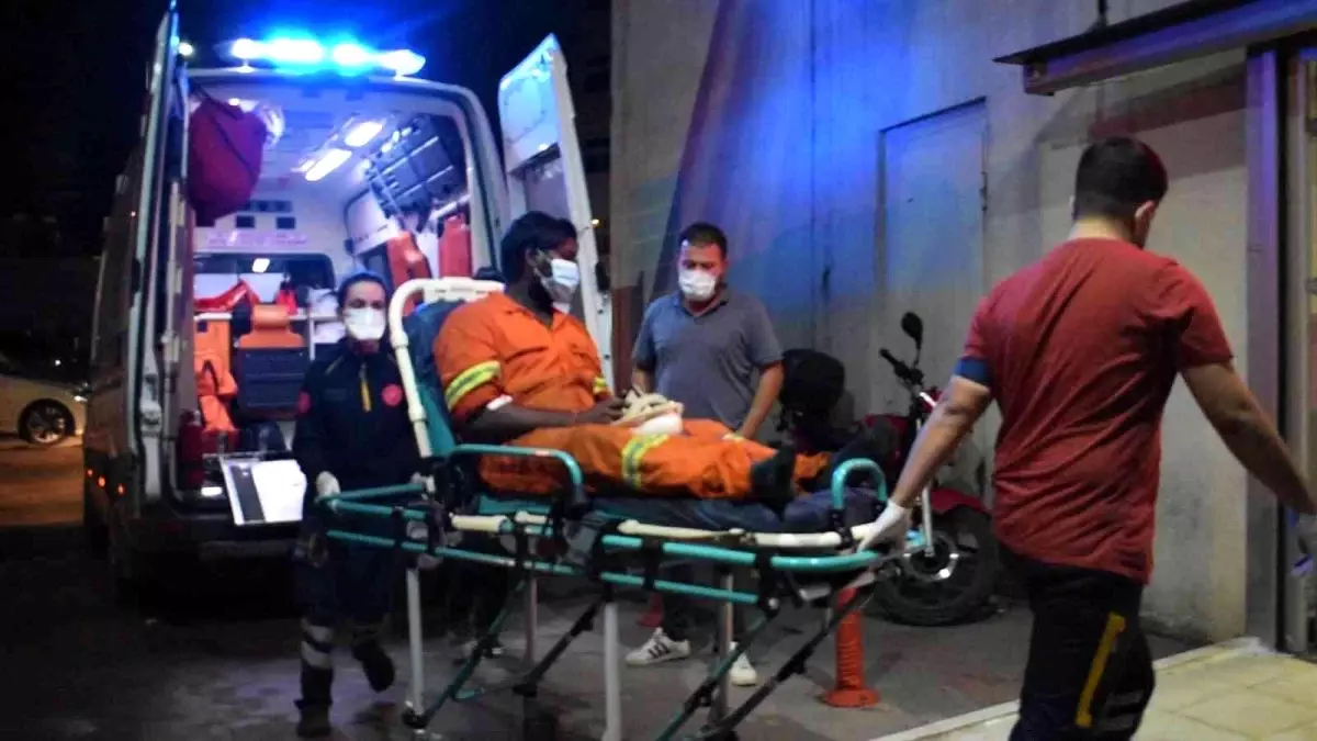 Yüzüne kimyasal madde sıçrayan gemi personeli yaralandı