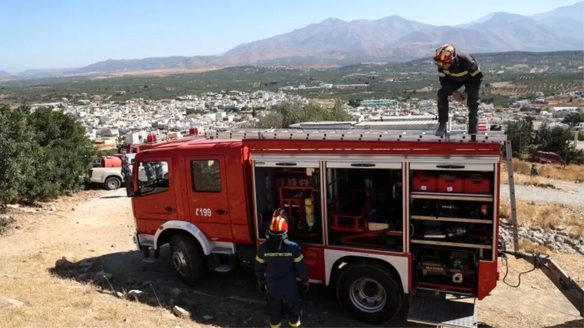 Girit Adası açıklarında 6,3 büyüklüğünde meydana gelen deprem, İzmir ve çevresinde de hissedildi