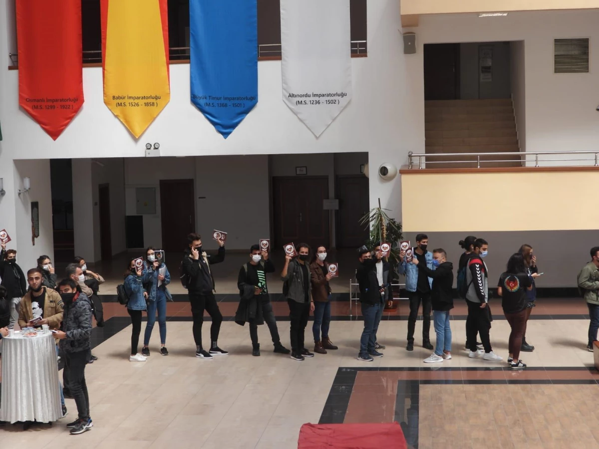 Eskişehir polisinden 15 bin üniversite öğrencisine uyarıcı broşür