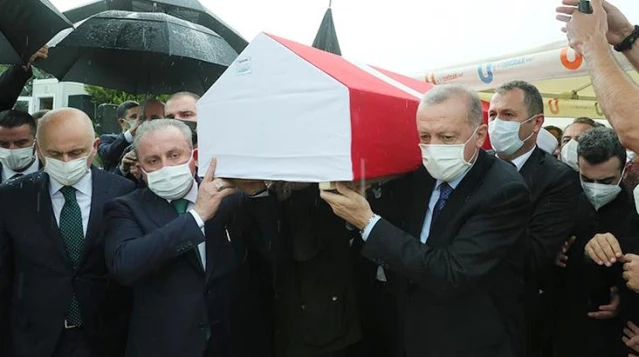 Cumhurbaşkanı Erdoğan, AK Parti Milletvekili İsmet Uçma'nın cenaze törenine katıldı
