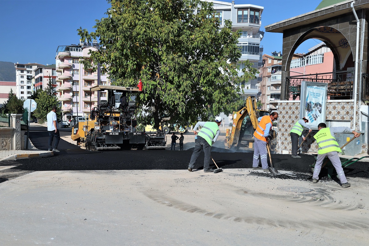 Tokat\'ta asfaltlama çalışmaları sürüyor