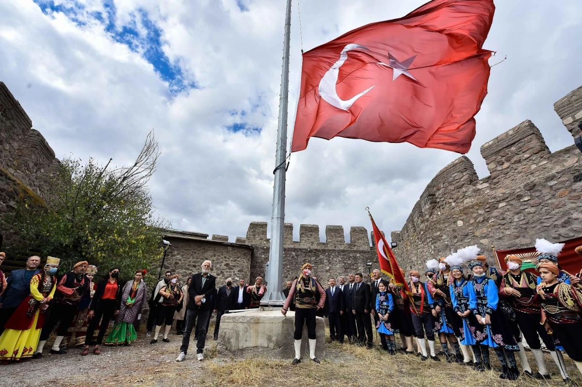 Ankara\'nın başkent oluşunun 98. yıl dönümü coşkuyla kutlandı