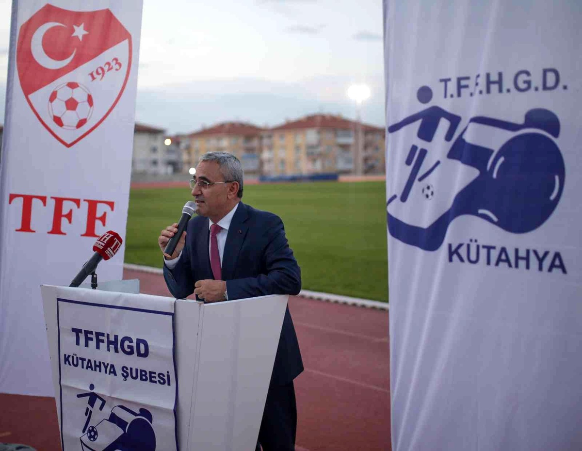 Başkan Alim Işık: "Kütahya futbol kentidir"