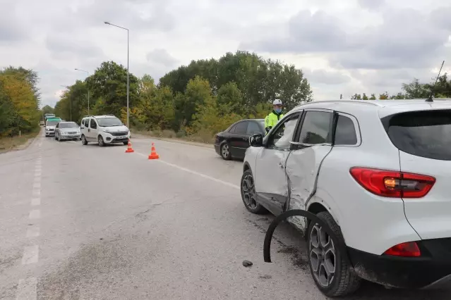 Son Dakika | Motosikletli polis memuru, olay yerine giderken geçirdiği trafik kazasında yaralandı