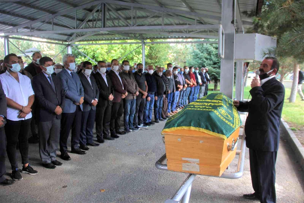 Erzincan Ziraat Odası Başkanı Geyik\'in acı günü