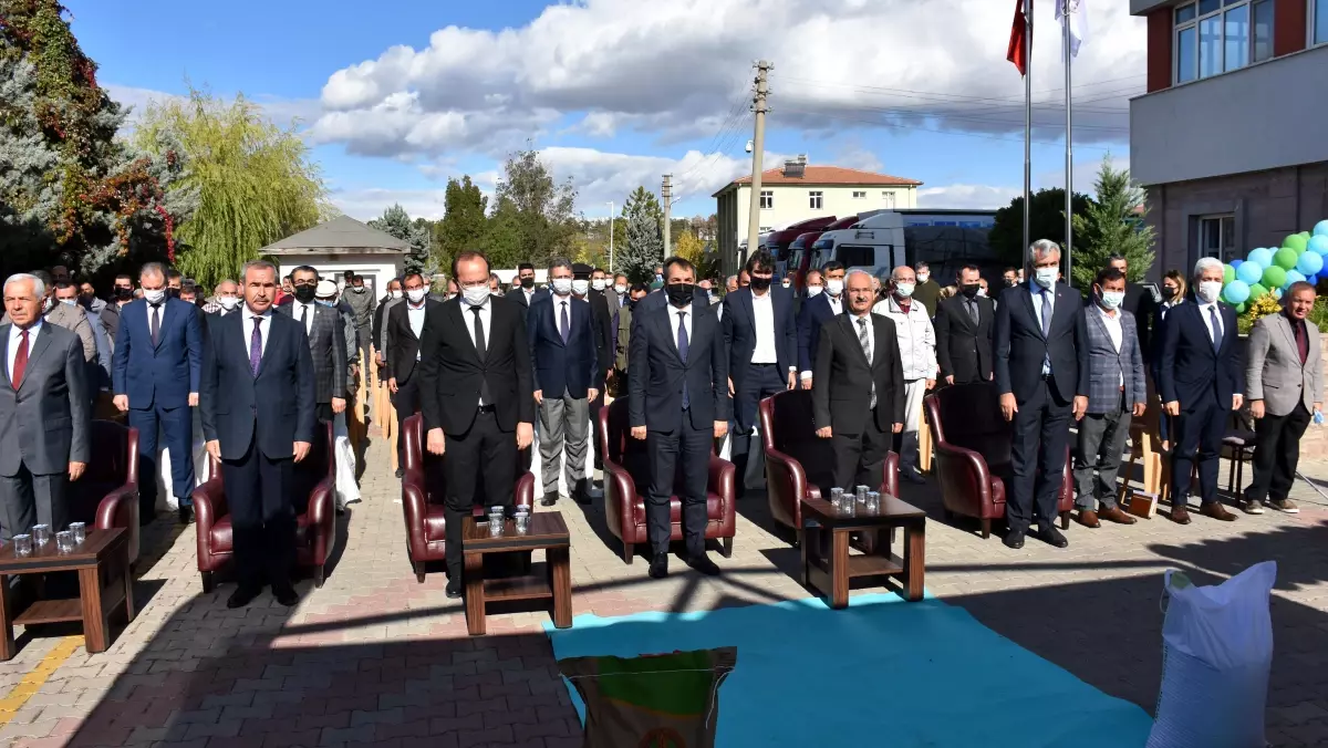 Kırıkkale\'de çiftçilere yem bitkisi ve makarnalık buğday tohumu dağıtıldı