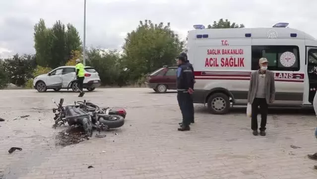 Son Dakika | Motosikletli polis memuru, olay yerine giderken geçirdiği trafik kazasında yaralandı