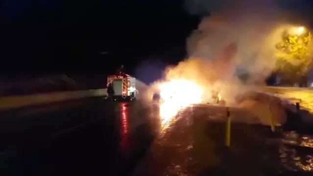 Trafik kazasında 2 kişi öldü, 3 kişi yaralandı