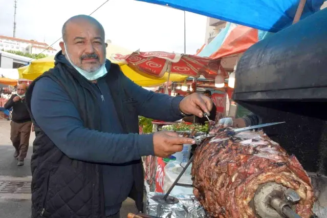 8 kiloluk dev ekmek görenleri şaşkına çevirdi