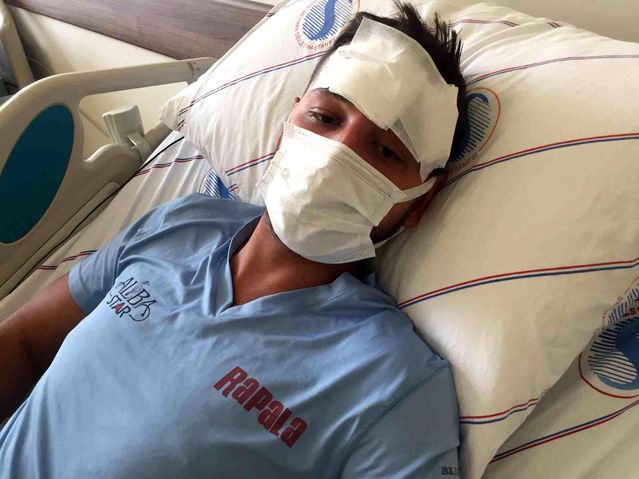 15 kişinin demir sopalarla darp ettiği genç ölümden döndü