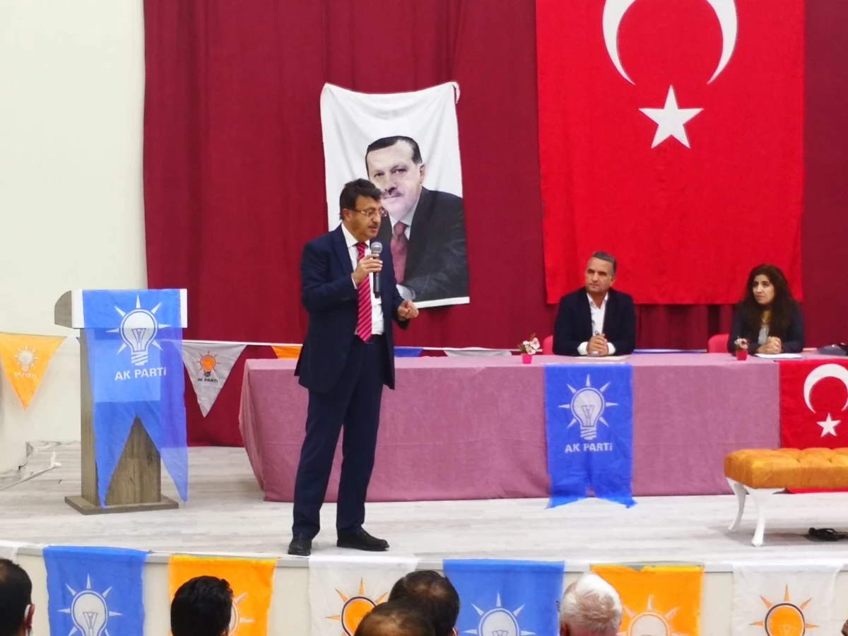 AK Parti İl Başkanı Türkmenoğlu, Özalp ve Saray\'da teşkilat toplantılarına katıldı