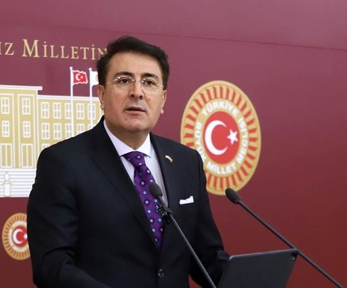 Aydemir: \'Varsa bildikleriniz çıkın, mertçe paylaşın\'
