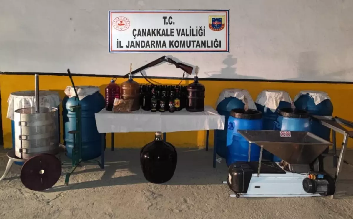 Çanakkale\'de bağ evinde bin 355 litre sahte içki ele geçirildi