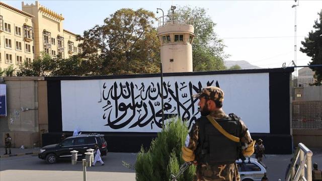 Taliban'ın Türkiye'ye yaptığı üst düzey ziyarette tek bayrak detayı dikkatlerden kaçmadı