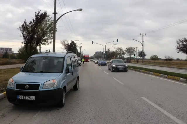 Edirne'de yaya geçidinde otomobilin çarptığı kişi yaralandı