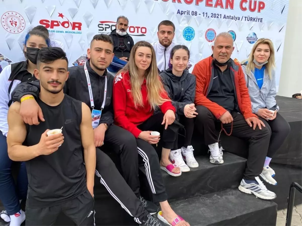 Elazığ\'dan 3 sporcu Dünya Kick Boks Şampiyonası\'nda