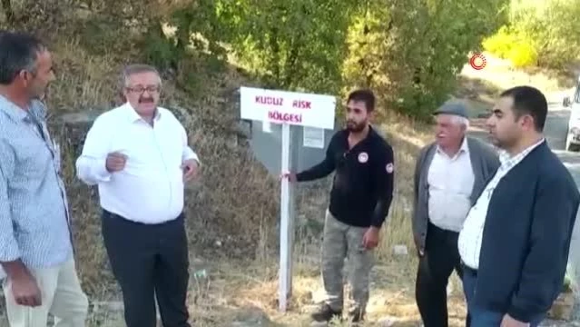 Gerger'de 'kuduz' karantinası