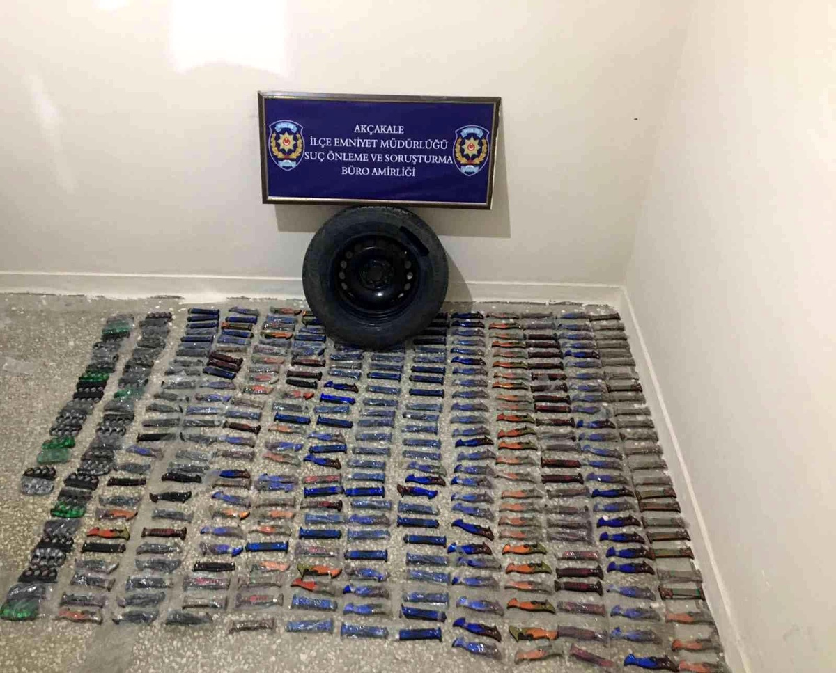Gümrükte 330 adet kesici alet ele geçirildi