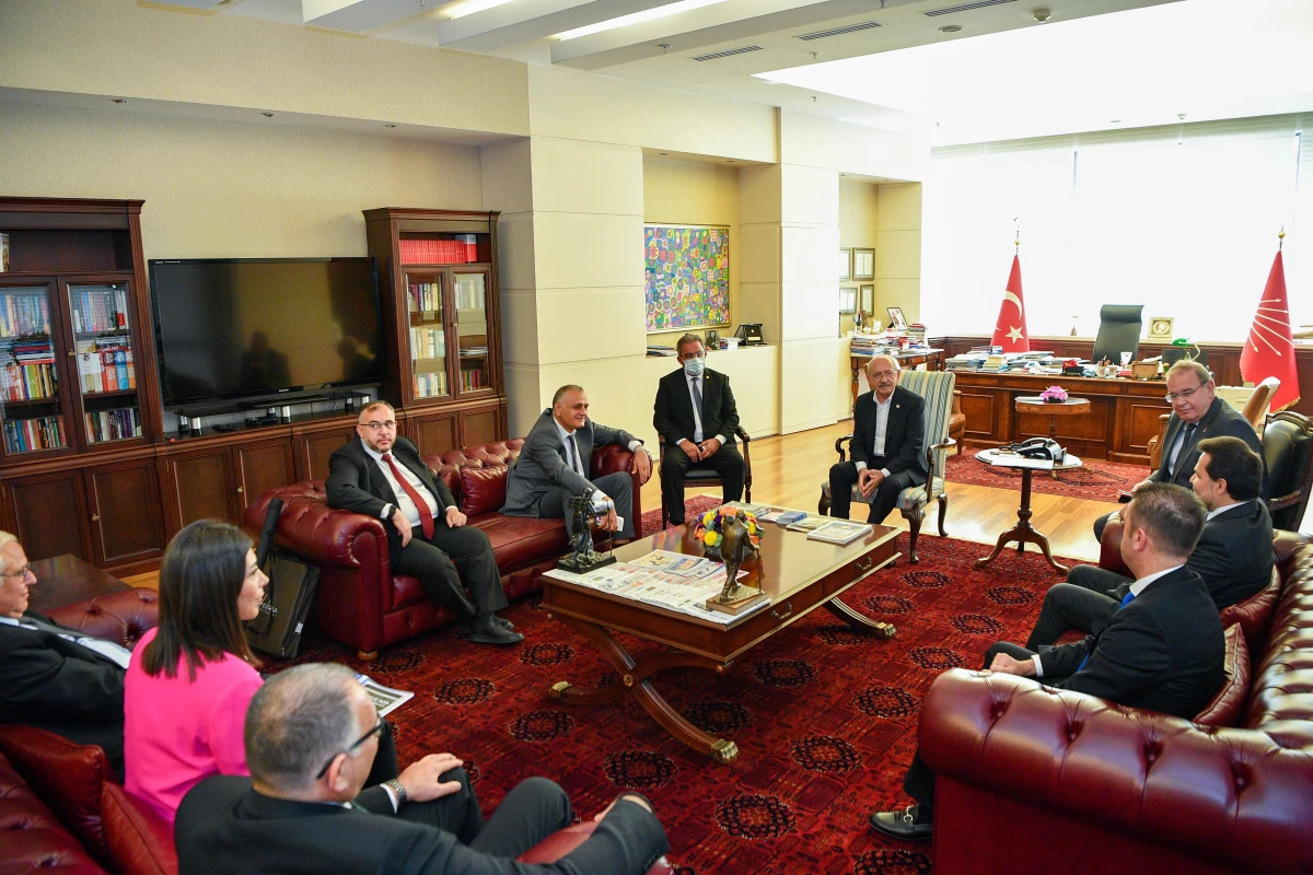 Kılıçdaroğlu, ATSO Yönetim Kurulu Başkanı Hikmet Çinçin\'i kabul etti