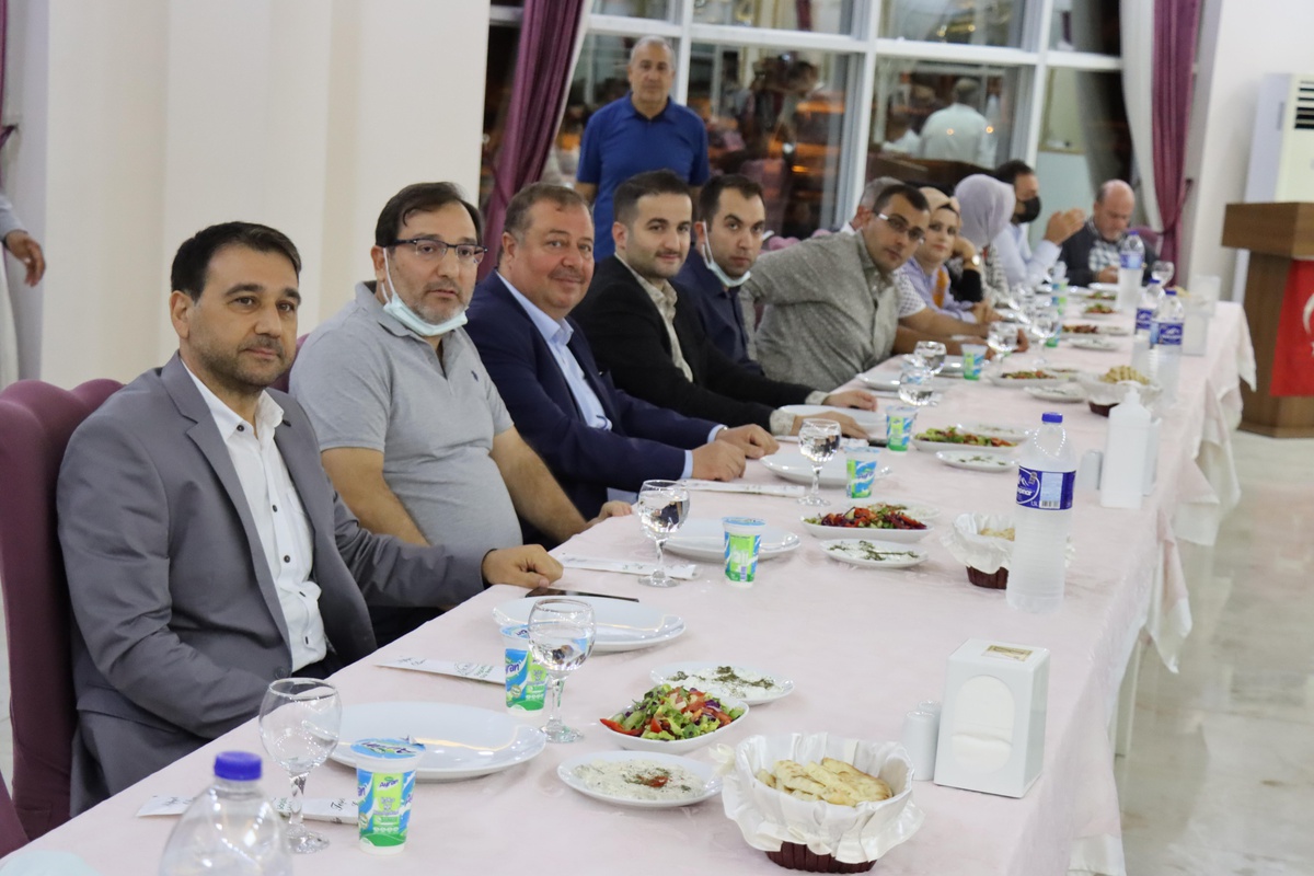 Kilis Belediye Başkanı Servet Ramazan sağlık çalışanlarıyla buluştu