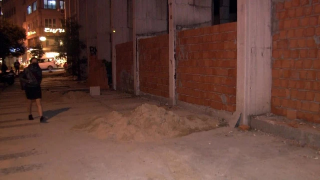Reza Zarrab'ın holding binasının girişine hırsızları engellemek için duvar örüldü