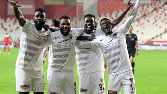 Süper Lig'in başarılı ekibi Hatayspor'a transfer yasağı geldi