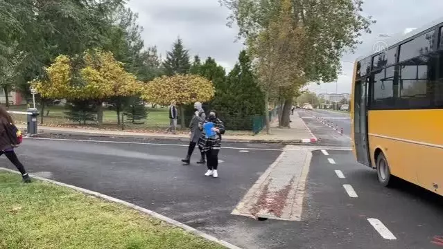 Trakya'da üniversite öğrencilerinden Bakan Koca'nın aşı çağrısına destek