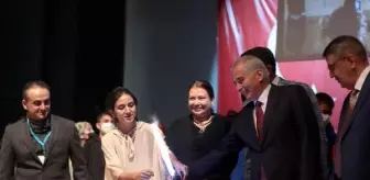 ULUSLARARASI CAM BİENALİ 6'NCI KEZ KAPILARINI AÇTI