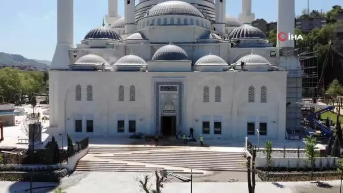 Uzun Mehmet Camii\'ne büyük ilgi: 5 ayda 300 bin ziyaret