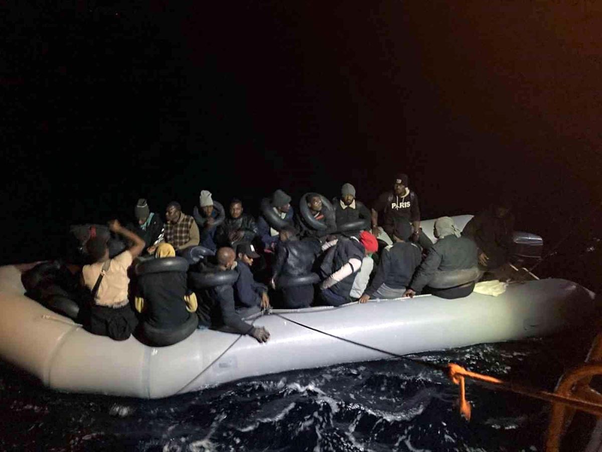 36 düzensiz göçmen kurtarıldı