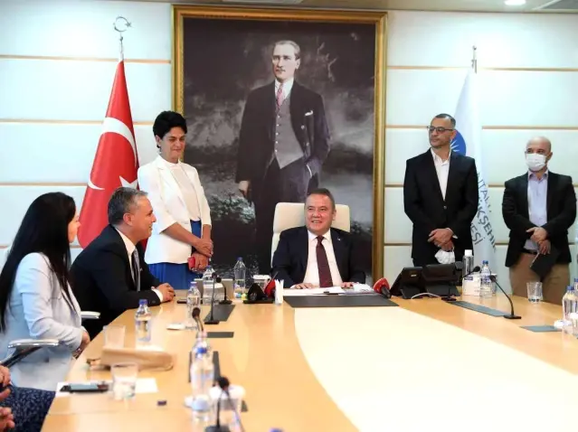 Başkan Böcek: Kaleiçi'ni hep birlikte koruyacağız 