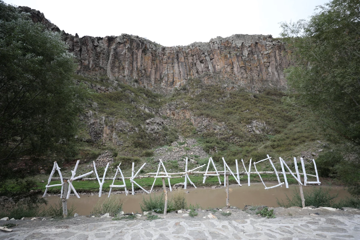 Çöpten arındırılan Akyaka Kanyonu\'nun bir bölümü turizme kazandırıldı