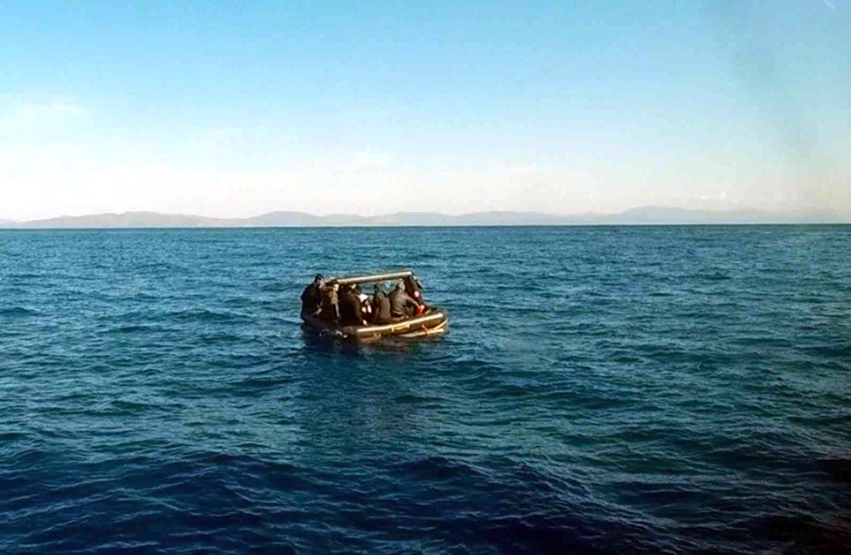 Datça\'da 328 düzensiz göçmen kurtarıldı