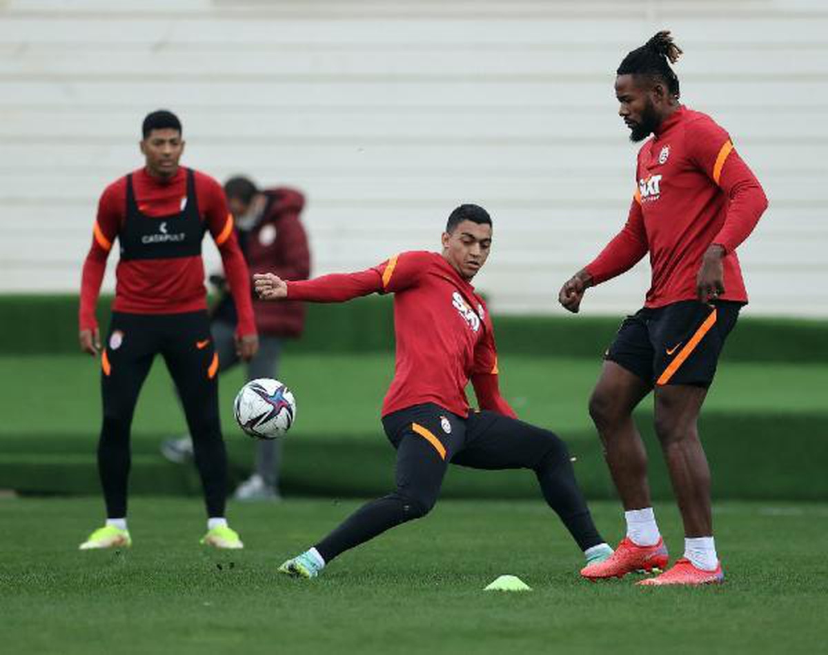 Galatasaray\'da Konyaspor maçının hazırlıkları sürüyor