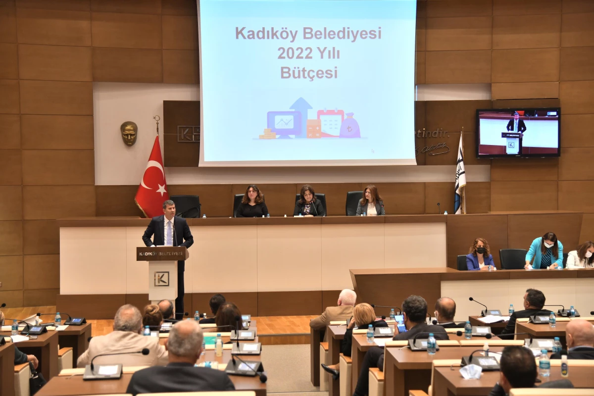Kadıköy Belediyesi\'nin 2022 yılı bütçesi oy çokluğuyla kabul edildi