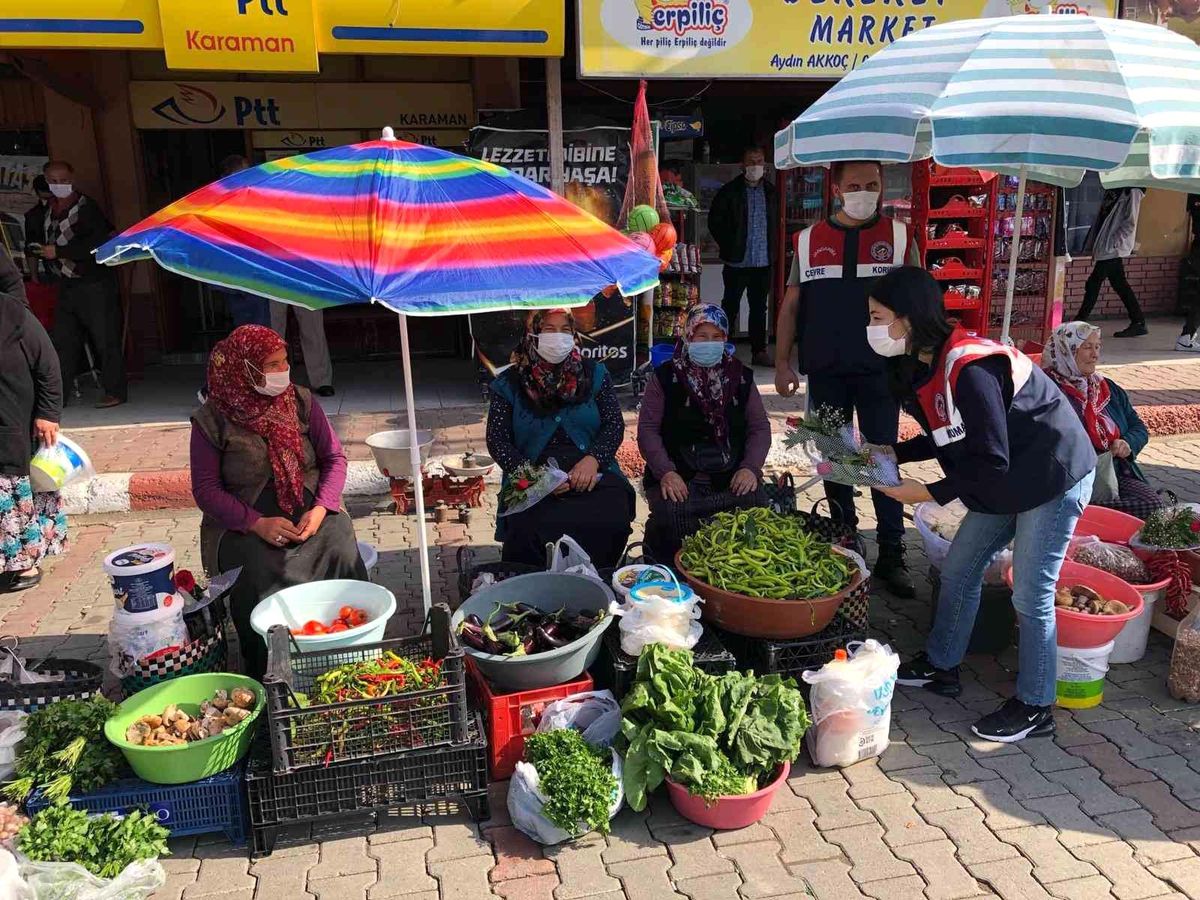 Son dakika yerel: Jandarma "Dünya Kadın Çiftçiler Günü\'nü unutmadı