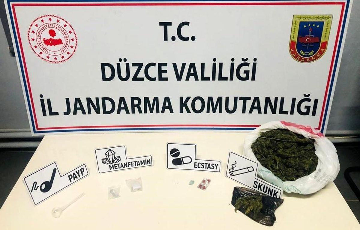 Jandarmadan uyuşturucuya geçit yok
