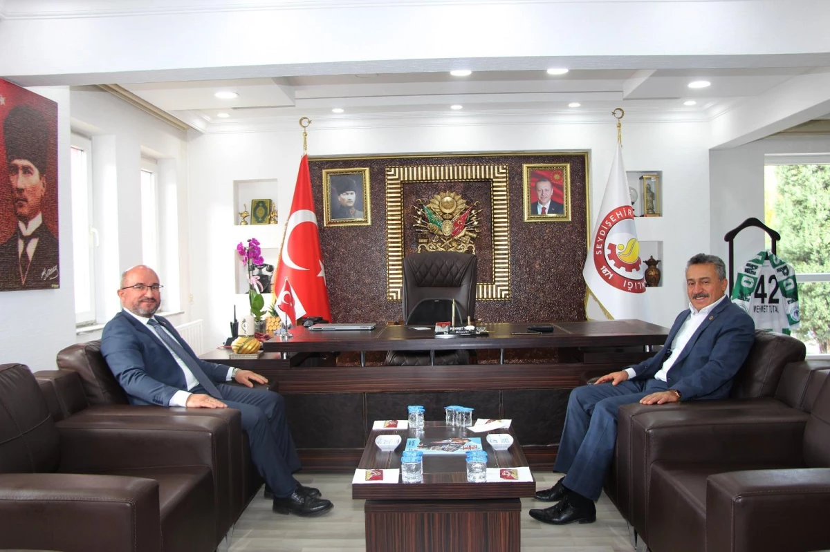 KOP Başkanı Mahmut Sami Şahin, Seydişehir\'de ziyaretlerde bulundu
