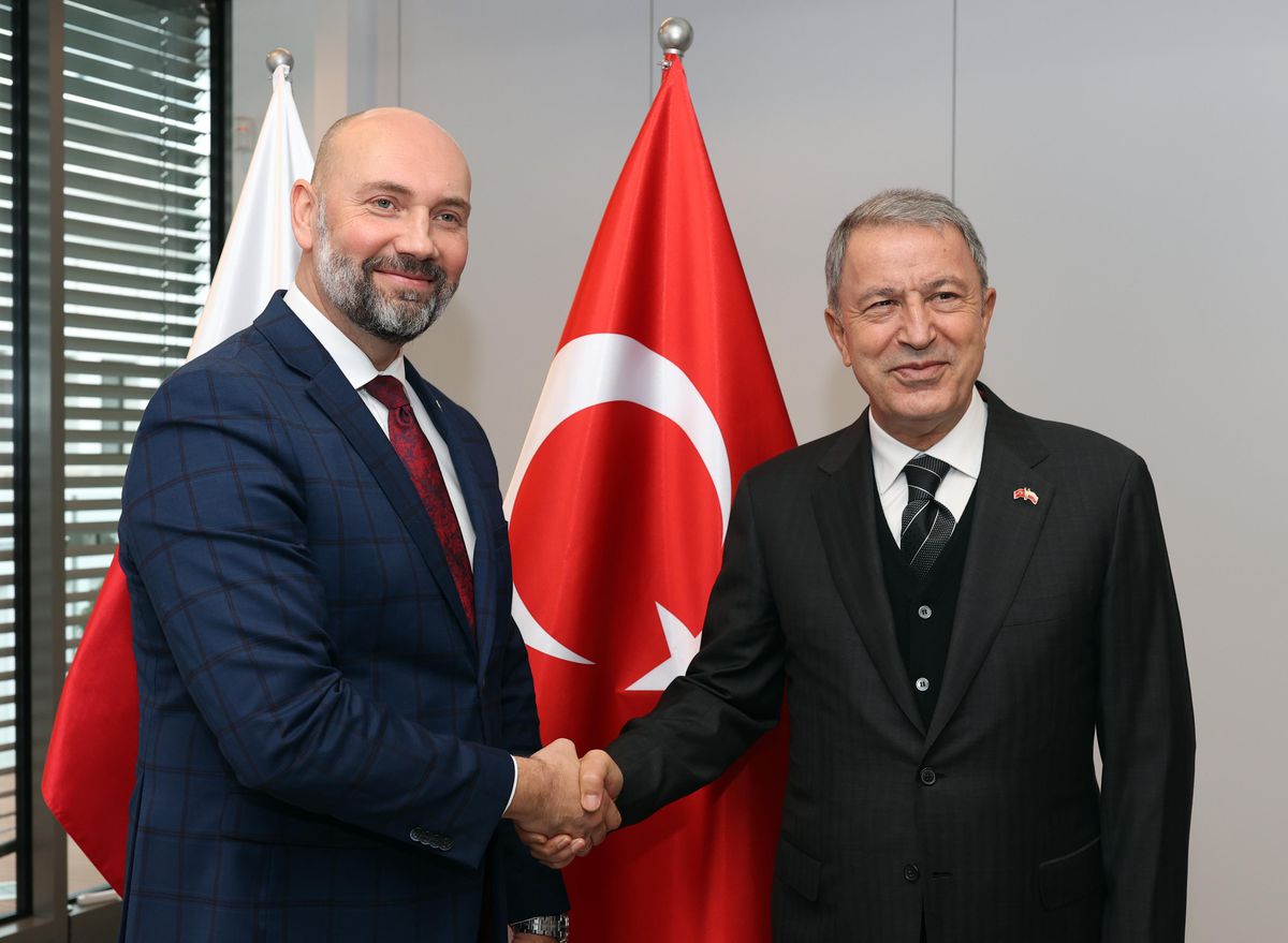 Bakan Akar, Polonyalı mevkidaşı ile görüştü (3)