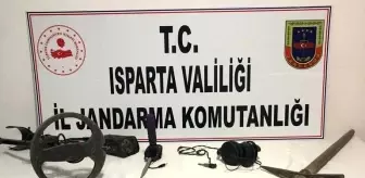 Sit alanında kaçak kazı yapan 8 kişi suçüstü yakalandı