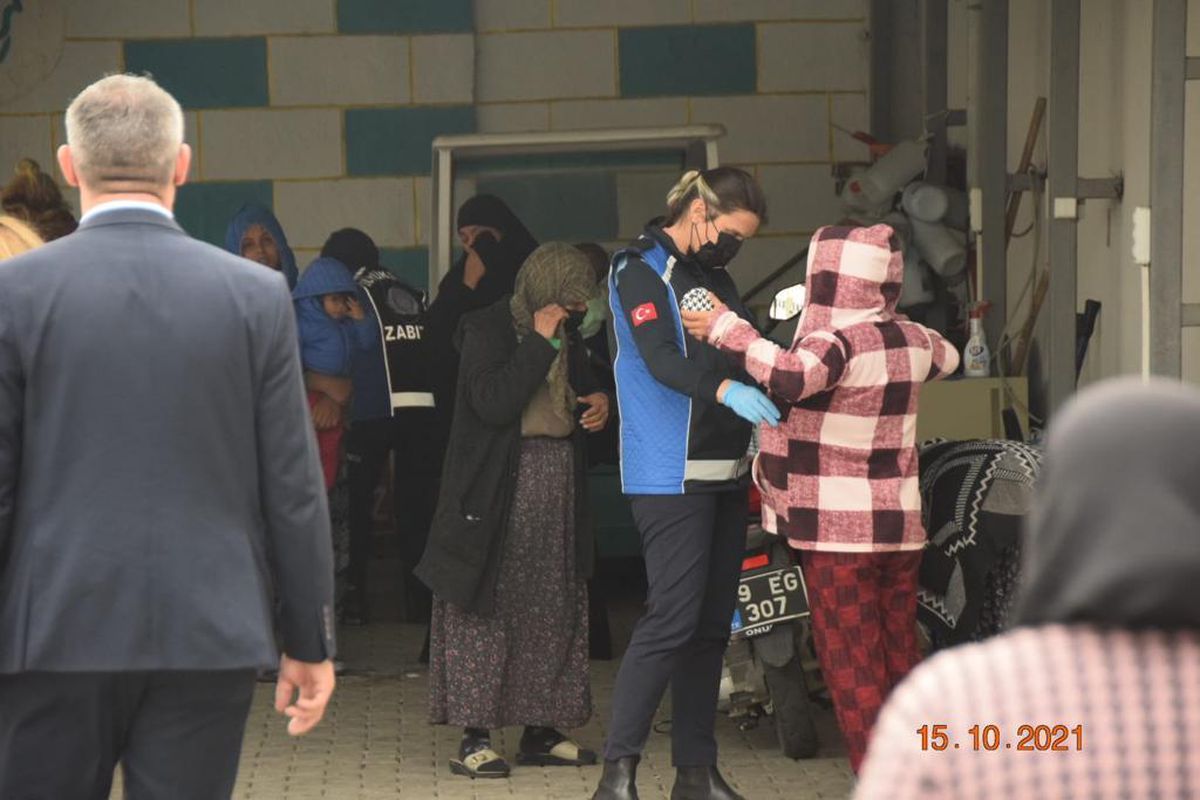 Tekirdağ\'da polis ve zabıta ekiplerinden dilenci operasyonu